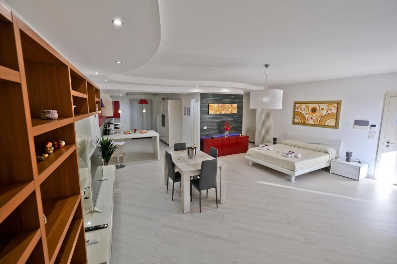 Apartament Modern House - 5 Stelle - Posto Auto Privato Brindisi Zewnętrze zdjęcie